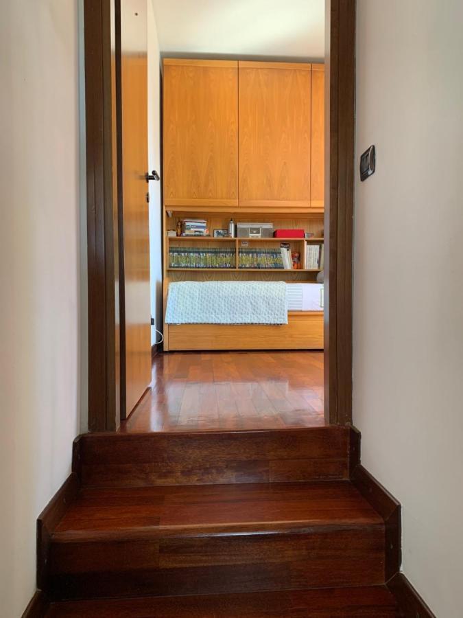 Near Como, Charming Apartment With Fireplace غْرانداتي المظهر الخارجي الصورة