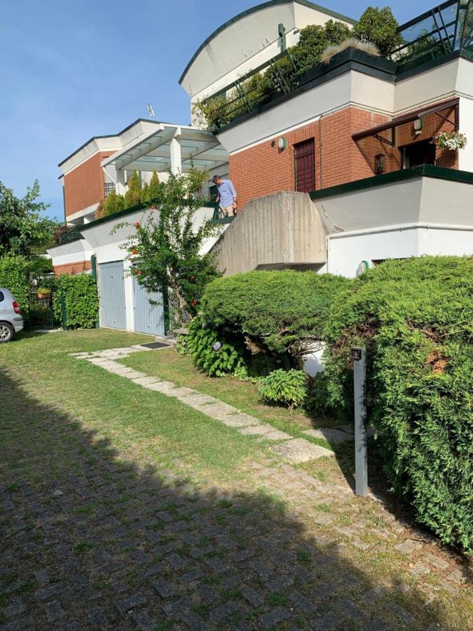 Near Como, Charming Apartment With Fireplace غْرانداتي المظهر الخارجي الصورة