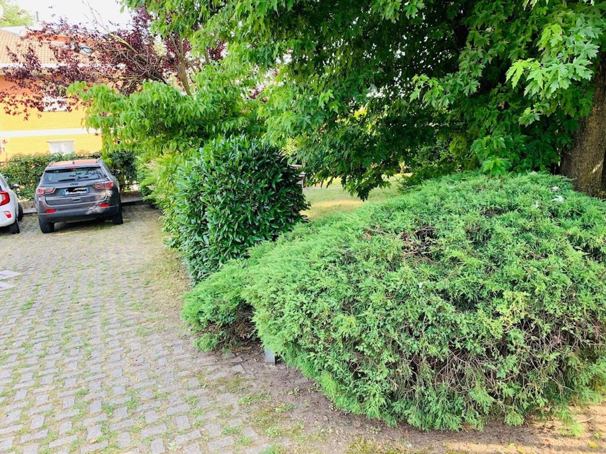 Near Como, Charming Apartment With Fireplace غْرانداتي المظهر الخارجي الصورة